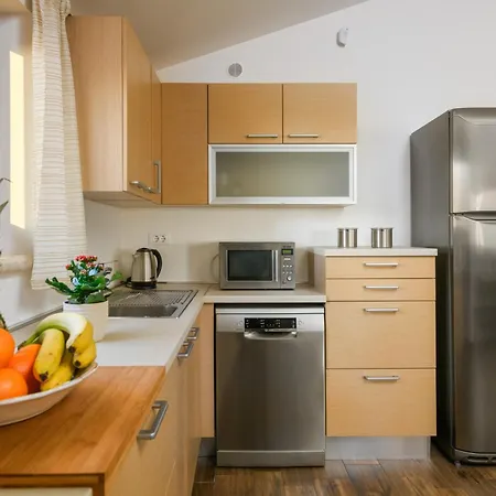 Modern&family Friendly Ana Bruna Apartment